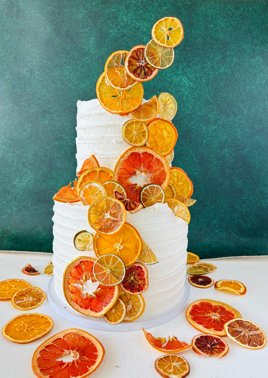 Wedding Cakes Oahu, Elegant Wedding Cakes, 2 tiers citrus italian wedding cake with vanilla sponge, lemon cream filling, swiss vanilla buttercream.